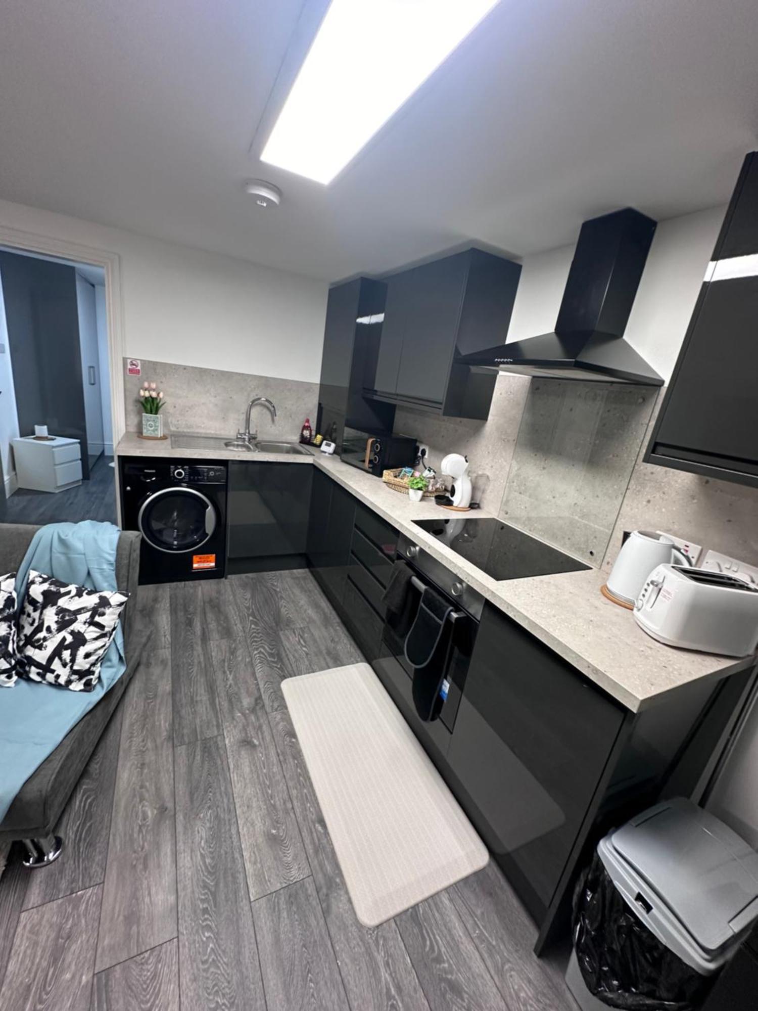 Stunning 2-Flat In Leicester! מראה חיצוני תמונה