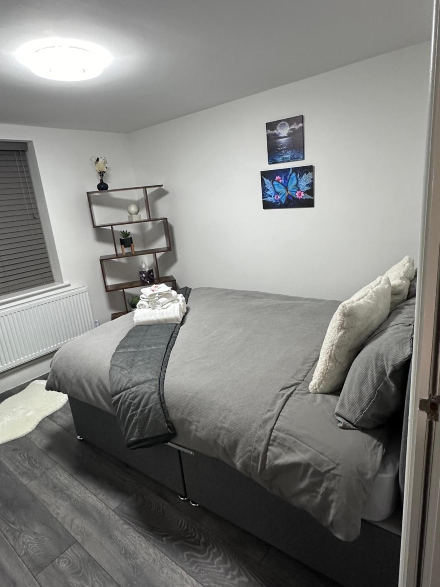 Stunning 2-Flat In Leicester! מראה חיצוני תמונה